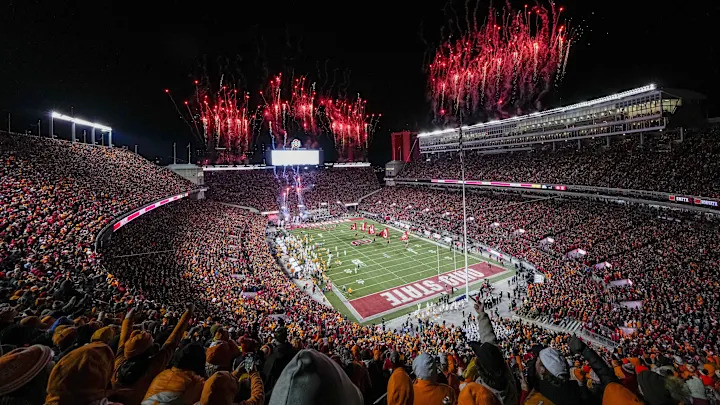 Dream Start: Defending Champs Ohio State Host Top-Ranked Texas